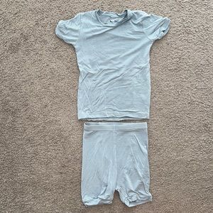 🏷️ 5 for $25 🏷️ Vaenait Baby 2T pajamas
